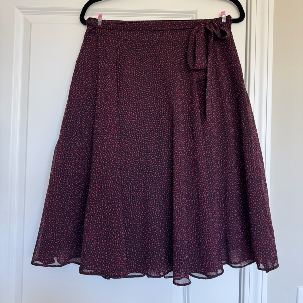 Ann Taylor black red maroon print skirt 8